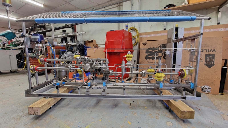 Transfer pump package routed with Swagelok® tube fittings and flow components